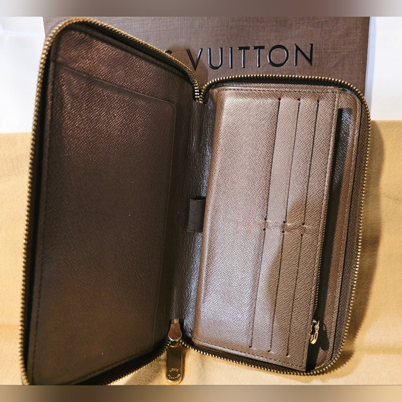 Louis Vuitton Checkered Brown Wallet - Picture 3 of 11